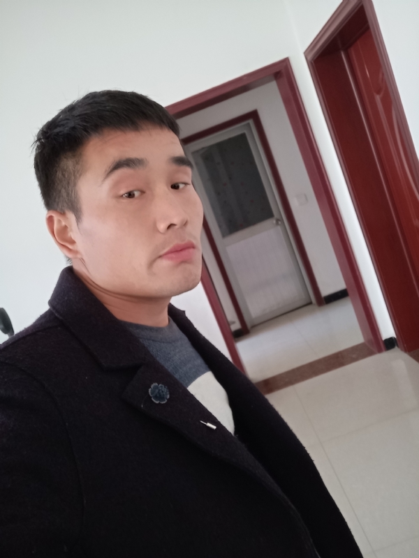醒醒吧兄弟的第一张照片--全国闪婚服务中心