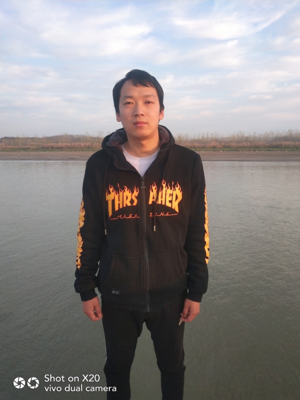 一往情深的第一张照片--全国闪婚服务中心