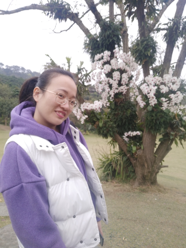 後夜的第一张照片--全国闪婚服务中心