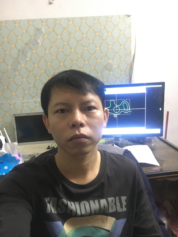 黄叶枫的第一张照片--全国闪婚服务中心