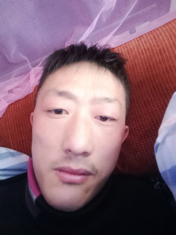 夜游神的第一张照片--全国闪婚服务中心