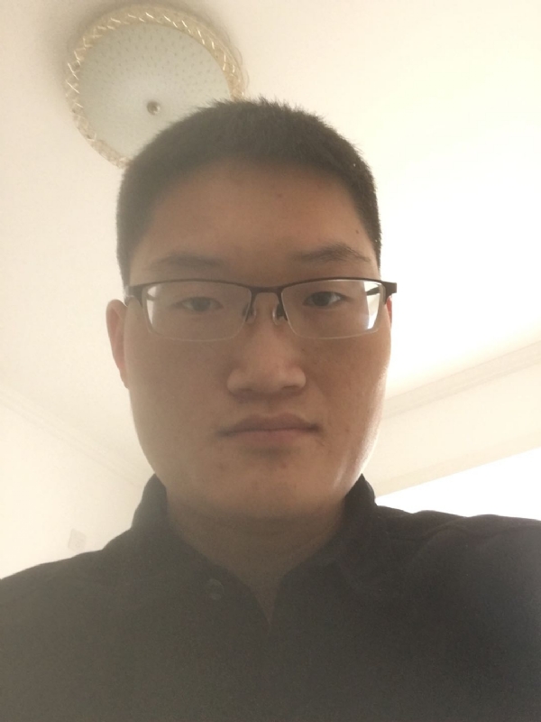寻觅爱情的第一张照片--全国闪婚服务中心