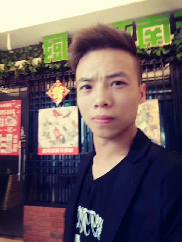 听云的第一张照片--全国闪婚服务中心