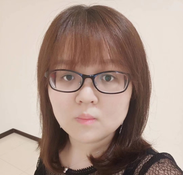 lily的第一张照片--全国闪婚服务中心