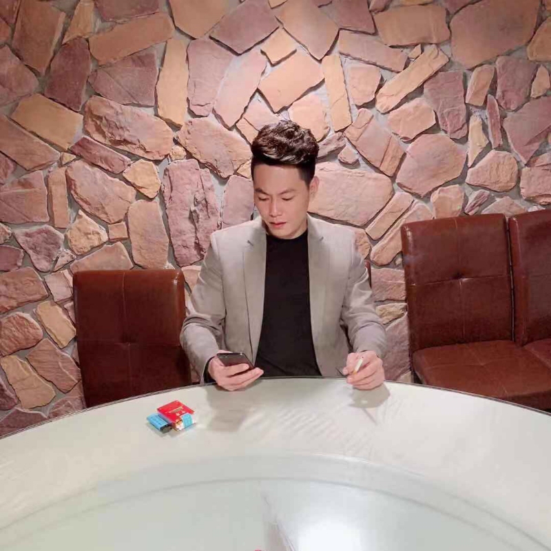 舍得的第一张照片--全国闪婚服务中心