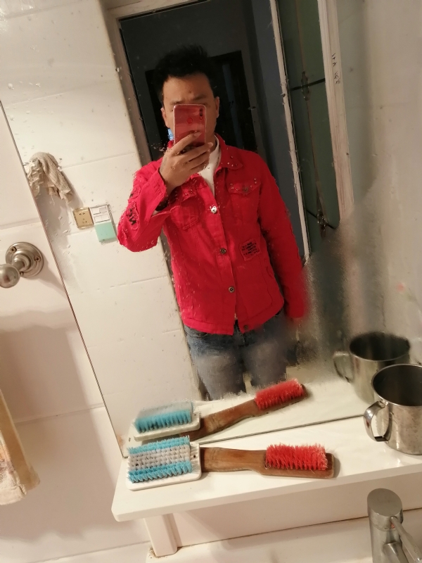 王哒哒的第一张照片--全国闪婚服务中心