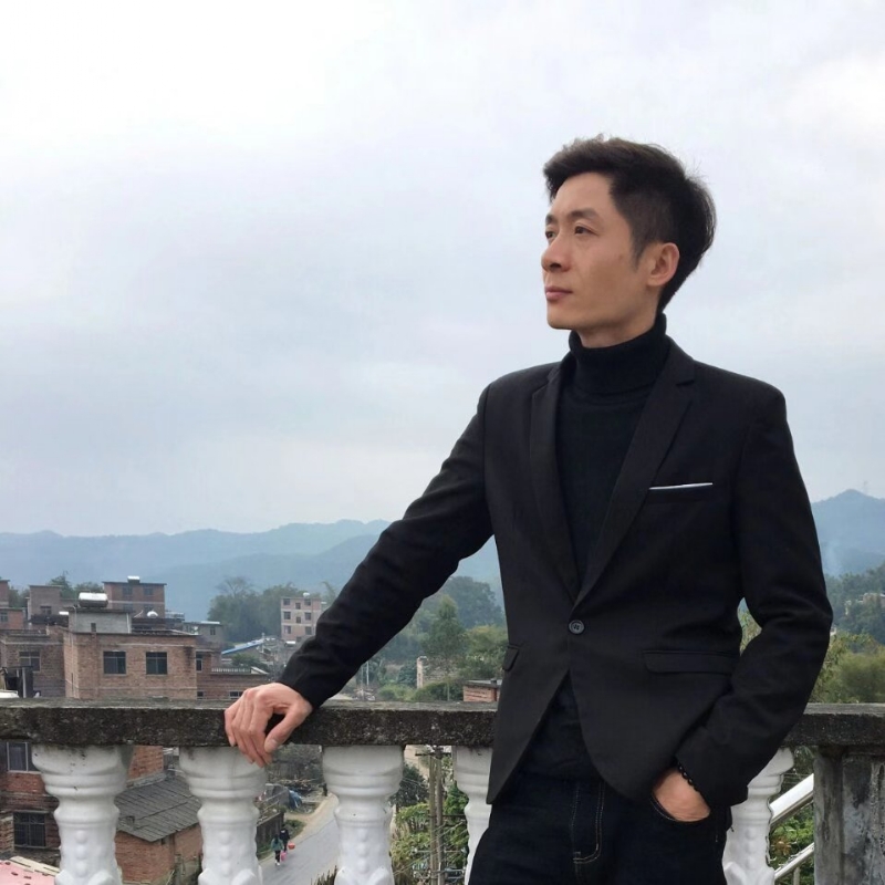 阿初的第一张照片--全国闪婚服务中心
