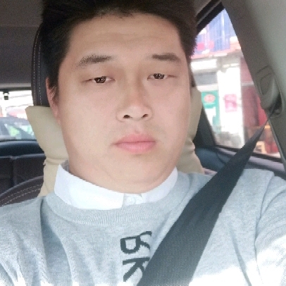 人生苦短的第一张照片--全国闪婚服务中心
