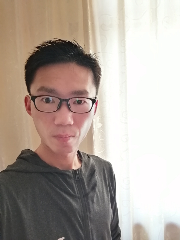 平凡的风的第三张照片--全国闪婚服务中心