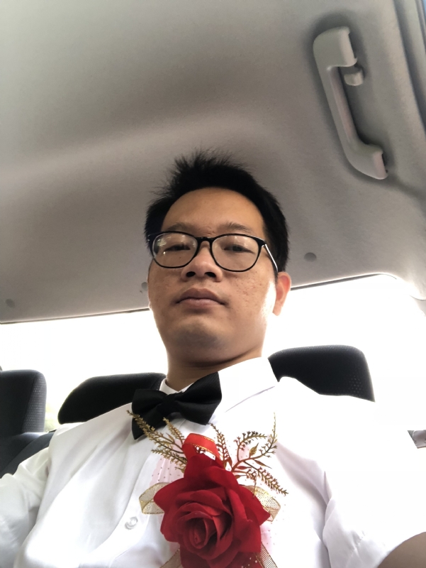 陈陈的第一张照片--全国闪婚服务中心