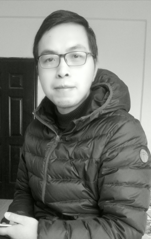 雪鹰的第一张照片--全国闪婚服务中心