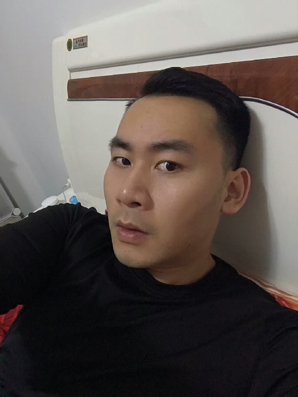 领悟的第一张照片--全国闪婚服务中心