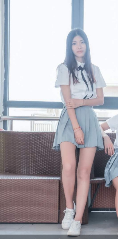 艾丽莎的第一张照片--全国闪婚服务中心