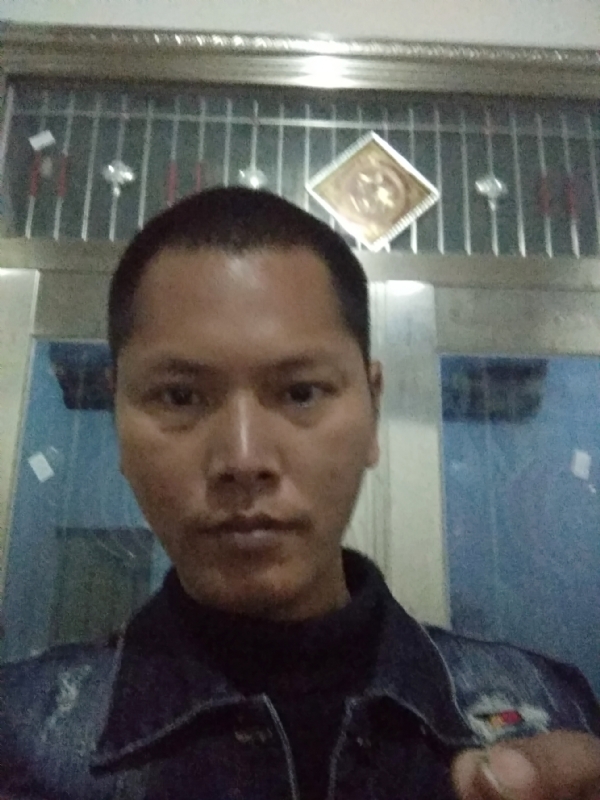 清晨的第一张照片--全国闪婚服务中心