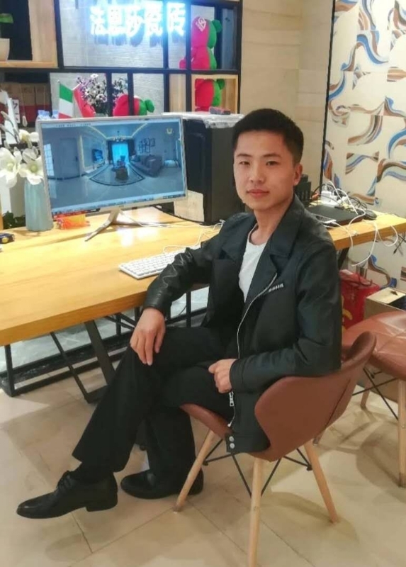 教师的第一张照片--全国闪婚服务中心