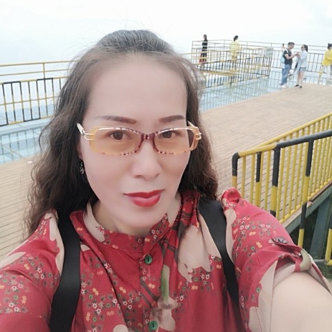 阿紫的第一张照片--全国闪婚服务中心