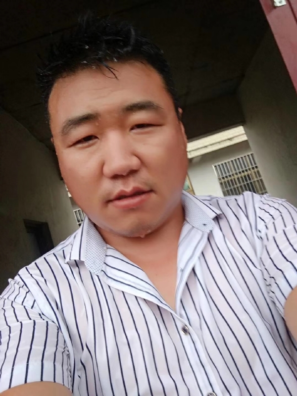 江湖中人的第一张照片--全国闪婚服务中心