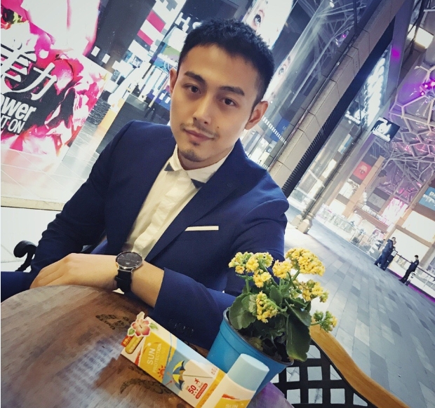 wenze的第一张照片--全国闪婚服务中心