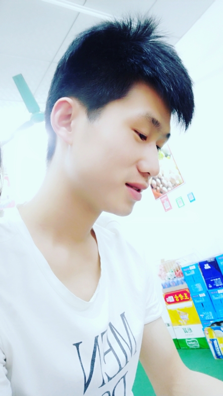 c君的第一张照片--全国闪婚服务中心