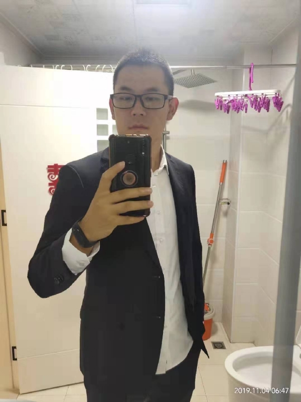 塞軍的第一张照片--全国闪婚服务中心