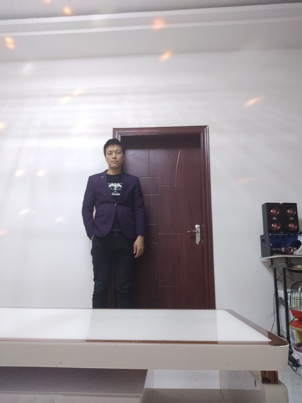 慕凡的第二张照片--全国闪婚服务中心