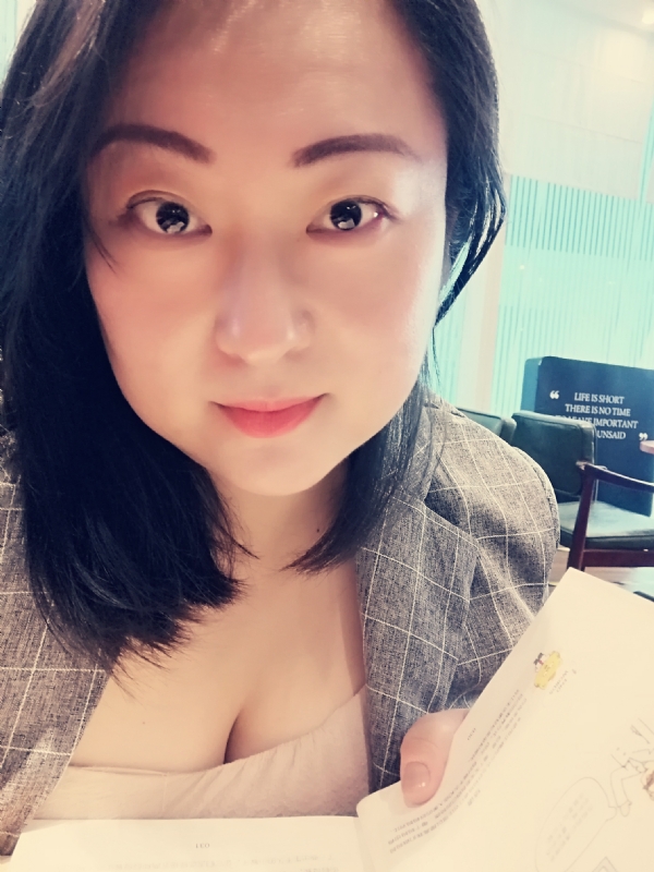 铃瑶的第二张照片--全国闪婚服务中心