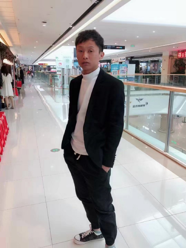 杰的第一张照片--全国闪婚服务中心