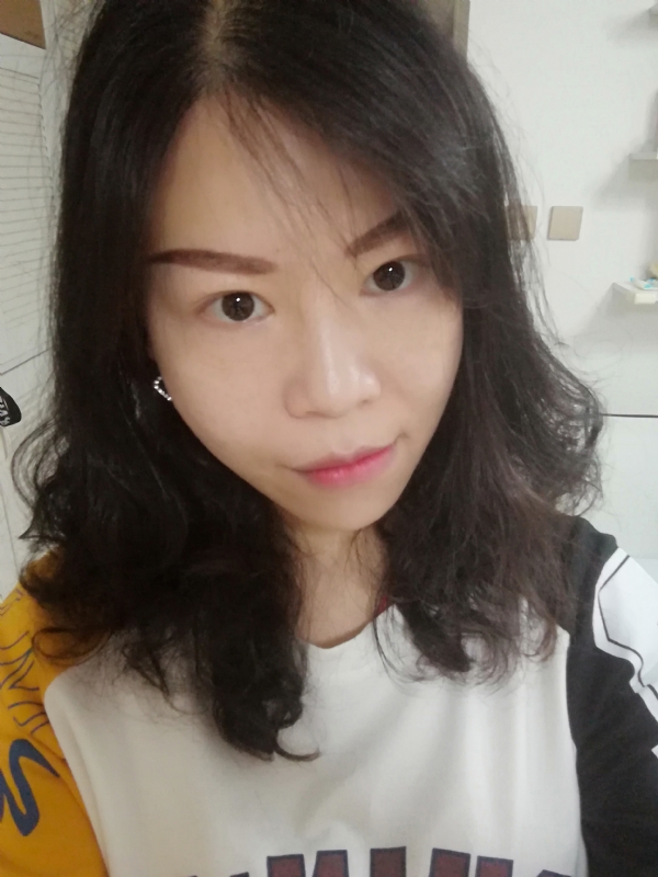 帛曳的第一张照片--全国闪婚服务中心