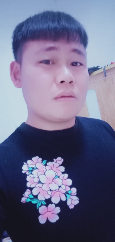 盖世英雄的第一张照片--全国闪婚服务中心