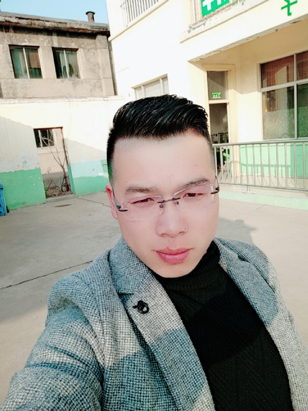 舍得的第一张照片--全国闪婚服务中心