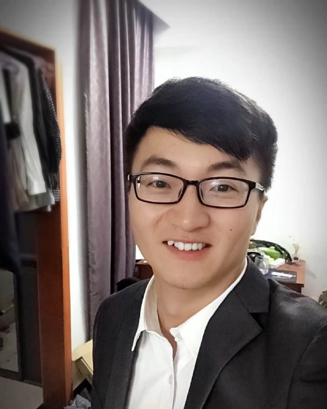 辞梦余生的第三张照片--全国闪婚服务中心