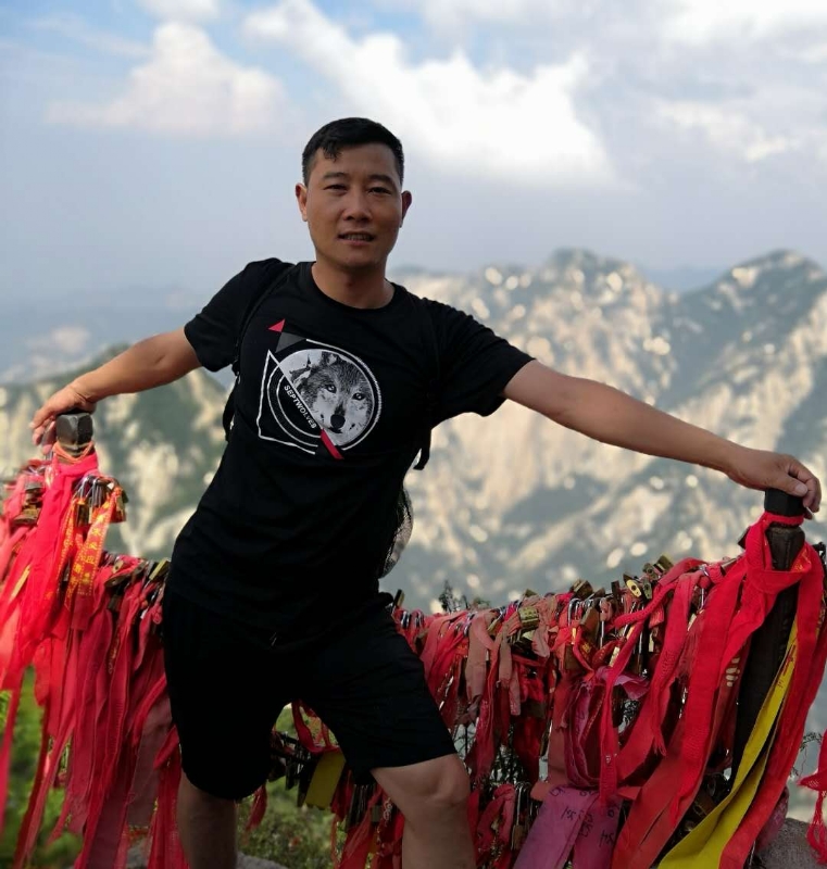 阿拉的第二张照片--全国闪婚服务中心
