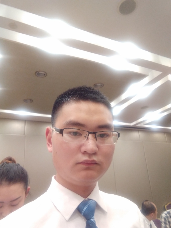 慕秋的第三张照片--全国闪婚服务中心