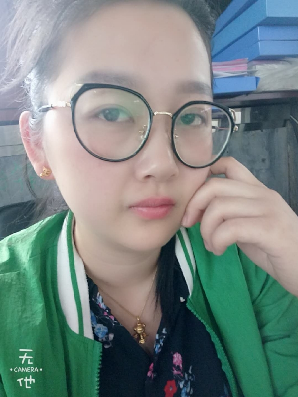 小琦的第一张照片--全国闪婚服务中心