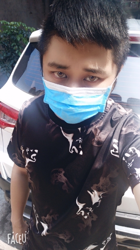 小周周的第二张照片--全国闪婚服务中心