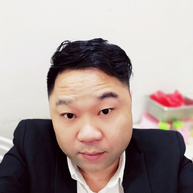 听风品雨的第一张照片--全国闪婚服务中心