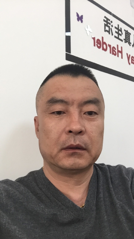 强子的第一张照片--全国闪婚服务中心