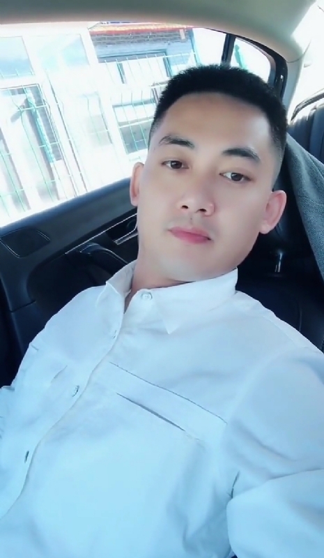 已过年少的第一张照片--全国闪婚服务中心