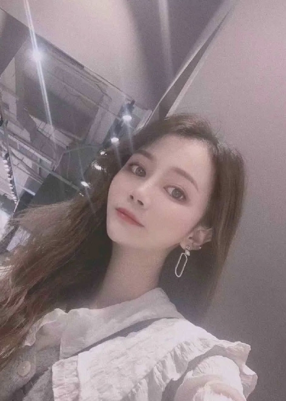 蓉蓉呀的第一张照片--全国闪婚服务中心