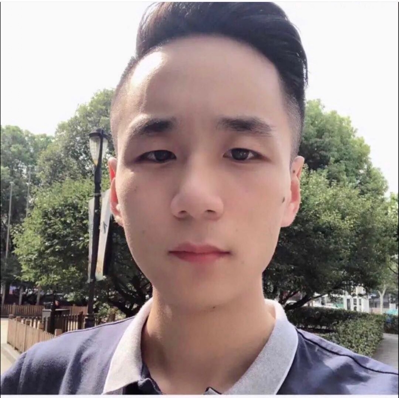 期待八月的雨的第一张照片--全国闪婚服务中心