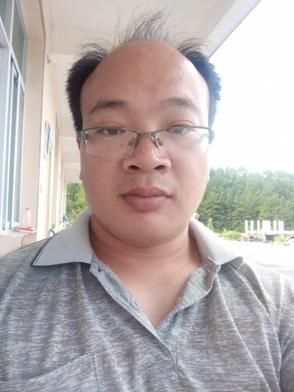 蓝色星空的第一张照片--全国闪婚服务中心