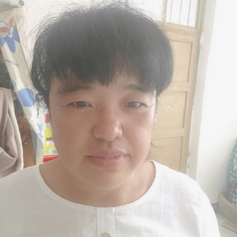 二妮的第一张照片--全国闪婚服务中心
