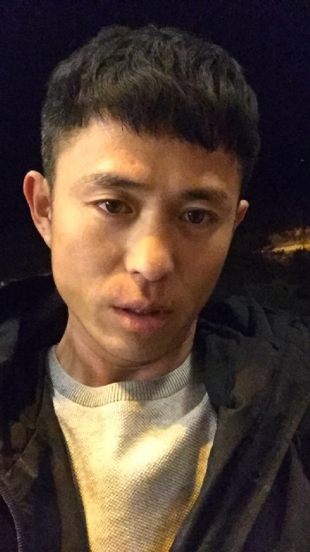 唔爱一身轻的第一张照片--全国闪婚服务中心