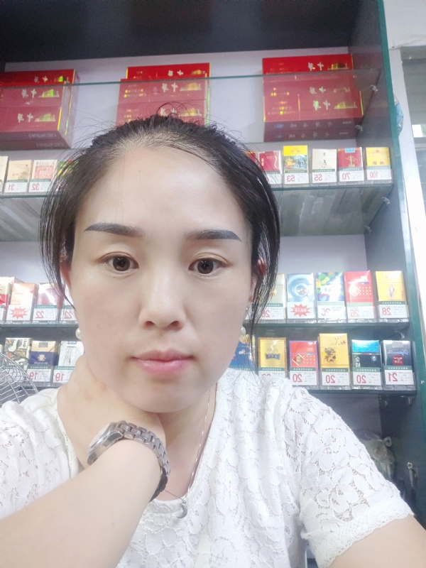 睿智的第二张照片--全国闪婚服务中心