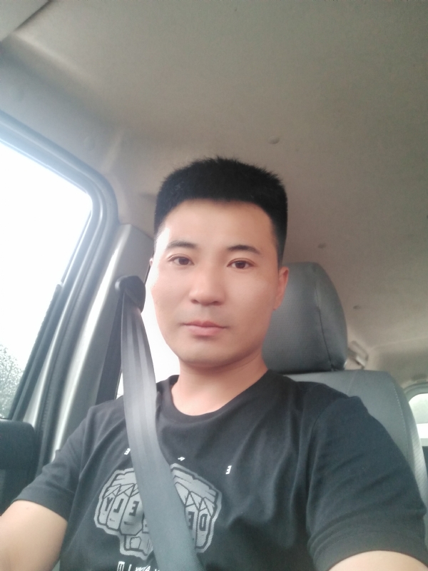 等风也等你的第一张照片--全国闪婚服务中心