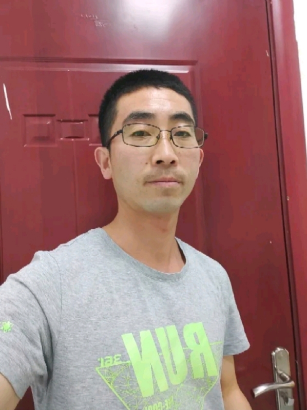 追寻的第一张照片--全国闪婚服务中心