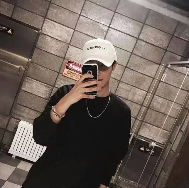 石材美容小王子的第二张照片--全国闪婚服务中心