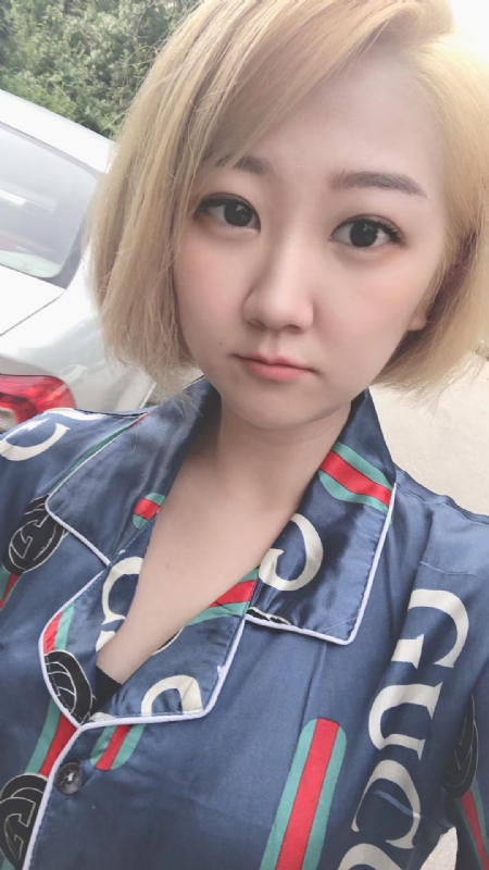 小雅的第一张照片--全国闪婚服务中心