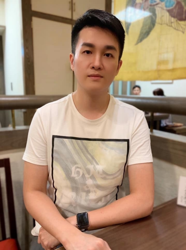 岁月流逝的第二张照片--全国闪婚服务中心