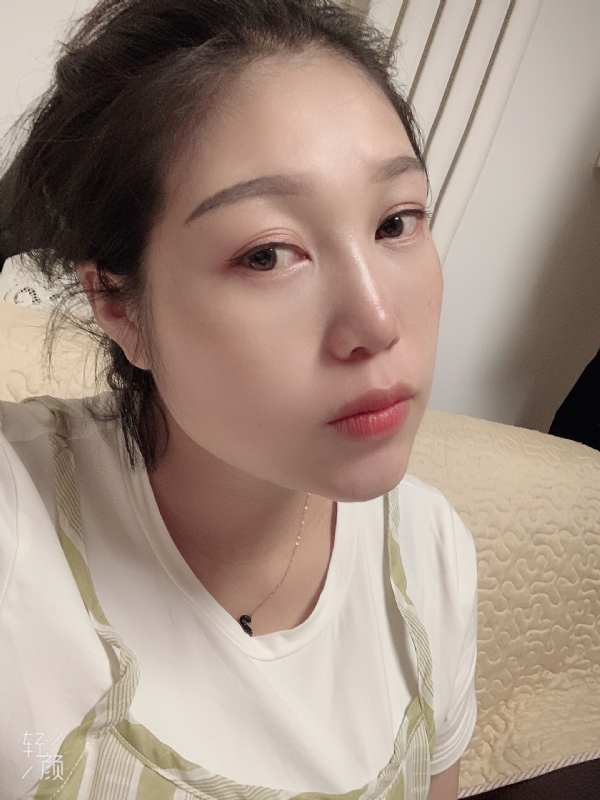 寻找爱情的第二张照片--全国闪婚服务中心